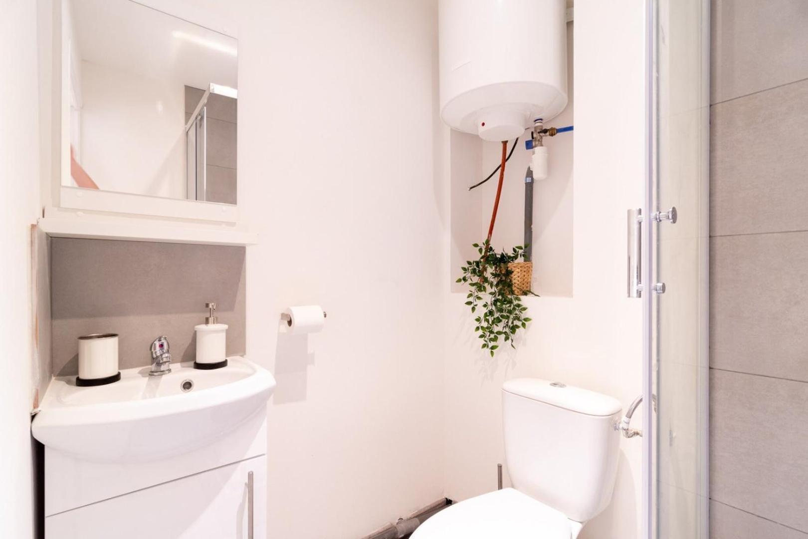 Lille Grand-Place : Functional And Quiet Studio ! Buitenkant foto