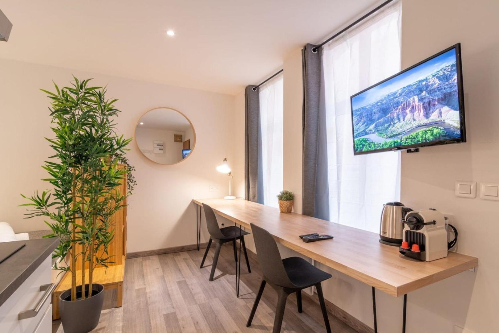 Lille Grand-Place : Functional And Quiet Studio ! Buitenkant foto